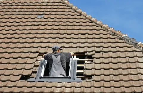Pose de velux - Ouroux-en-Morvan